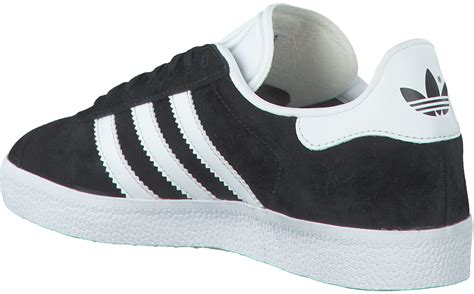 wit met zwarte adidas sneakers dames|adidas sportschoenen dames.